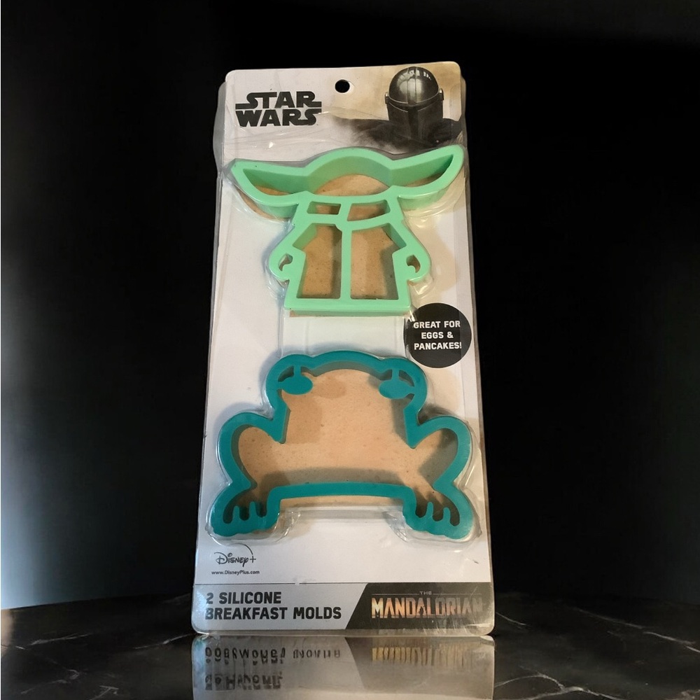 Disney, Star Wars Silicone Breakfast Molds New In Package Yoda
Never used